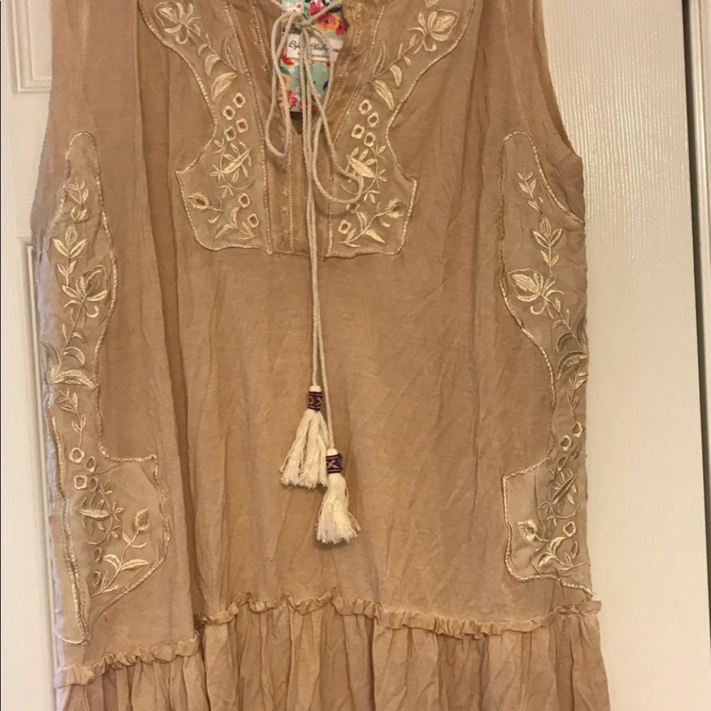 NWT Cream Embellished Tank